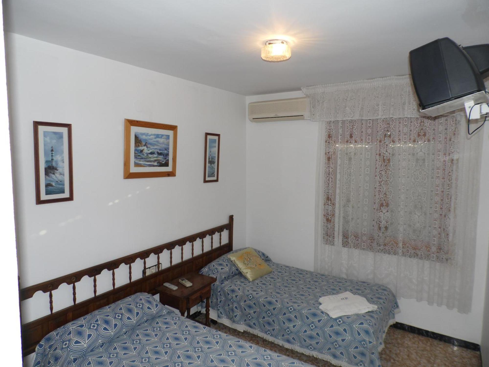 Hostal Roca Fayón Cameră foto